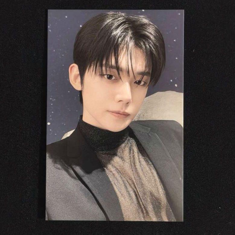 

[USED] TXT Tubba Yeonjun act tomorrow Seoul hoodie trading card