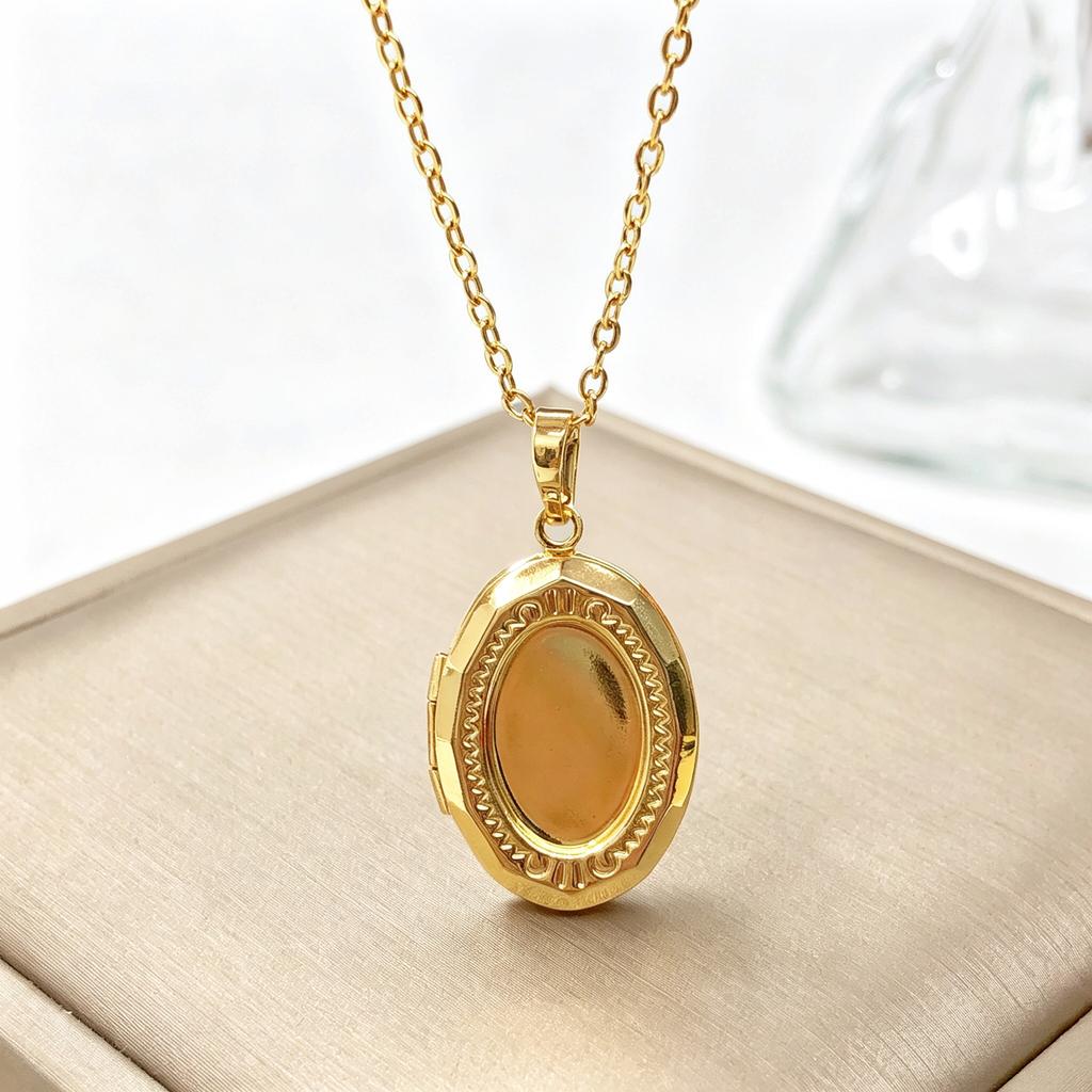 New Trendy Openable Oval Enamel Art Photo Box Pendant Necklace Minimalist for Female Male Daily Party Jewelry Accessories