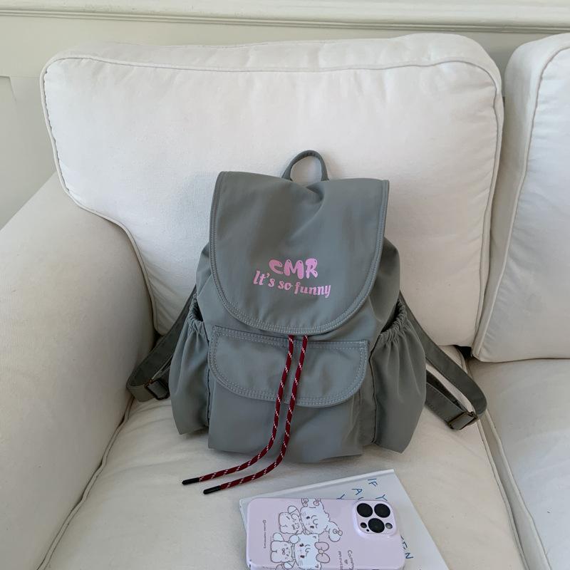 Lightweight and Versatile Canvas Women's Backpack Commuting Versatile Backpack Student Travel Bag School Bag