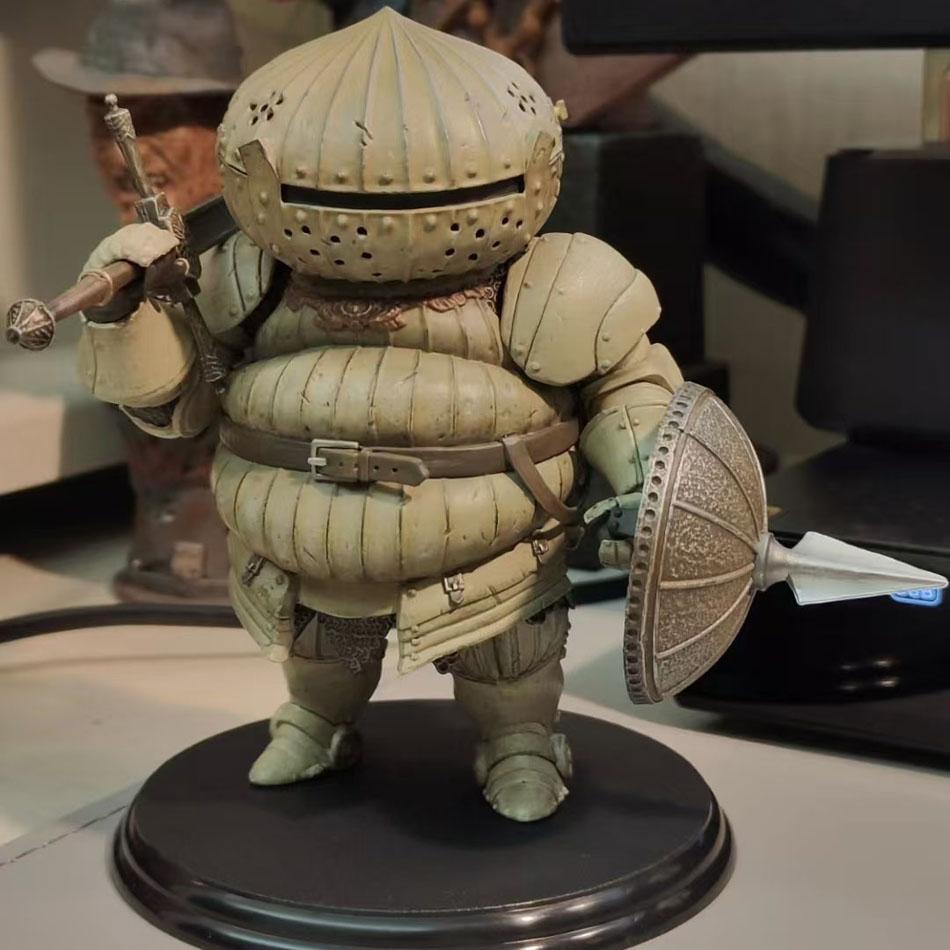 Dark Souls Catarina Knight Siegmeyer Game Cartoon Figurine PVC Collectible Model Birthday Gift