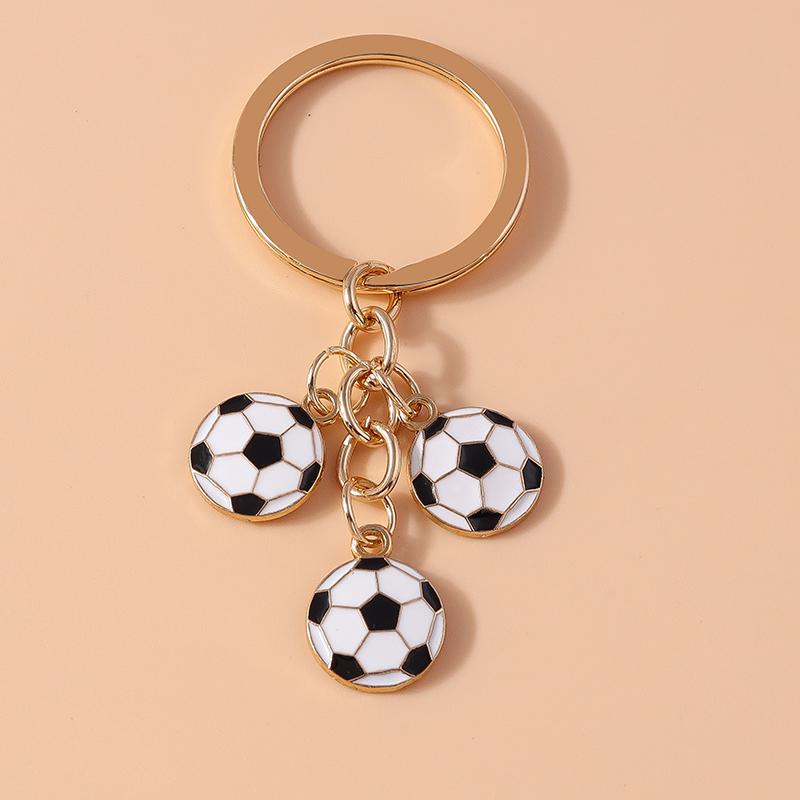 Fashion Enamel Soccer Football Keychain Men Women Key Ring Pendant for Car Key Holder Girls Handbag Decor DIY Jewelry Gift