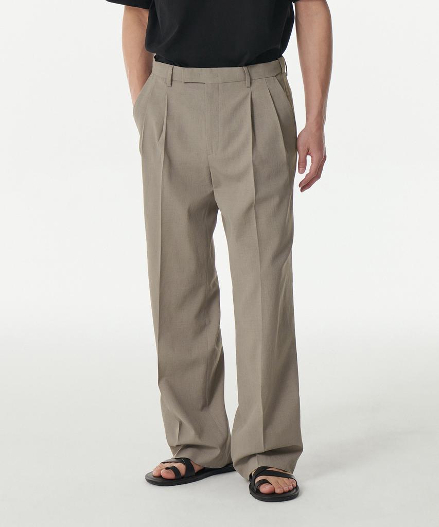 Musinsa Standard Cool Touch To Tuck Wide Hidden Elastic Waist Slacks [Grayish Beige]