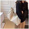 New Women's Large Capacity Tote Bag Soft Leather Shoulder Bag Vintage Casual Handheld Bucket Bag
