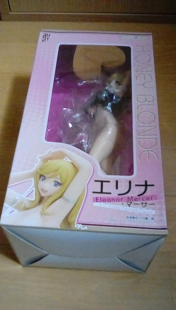 Honey Blonde Elina Mercer scale PVC painted finished (1/7 product)