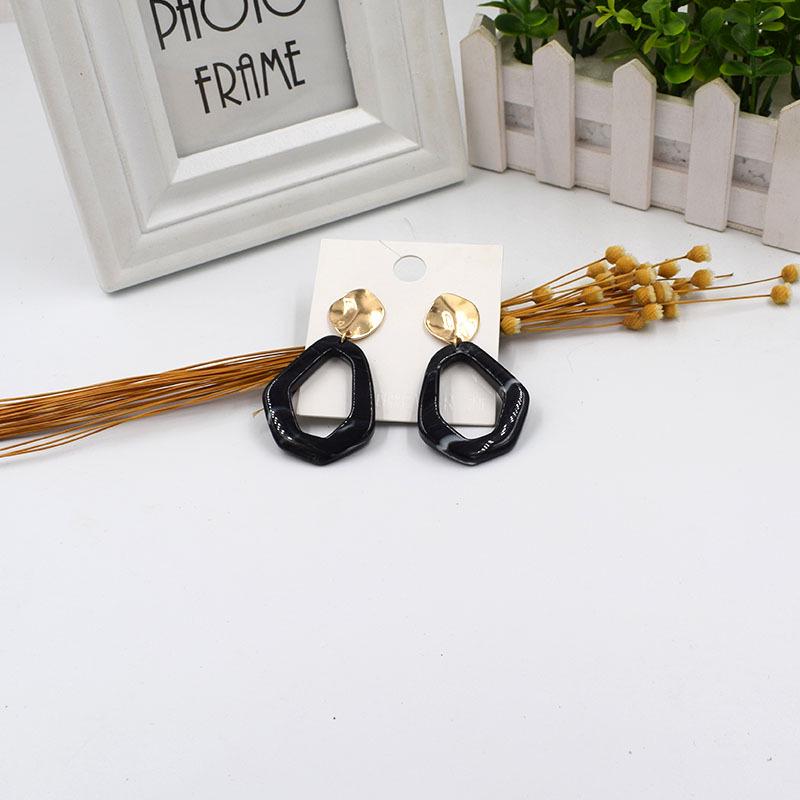 Korean Minimalist Retro Twisted Resin Long Stud Earrings for Women