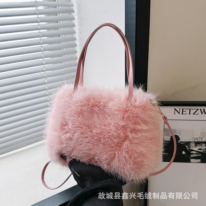 Autumn and Winter New Storage Portable Plush Bag High-end Texture Fashionable Fluffy Versatile Bag Messenger Fluff