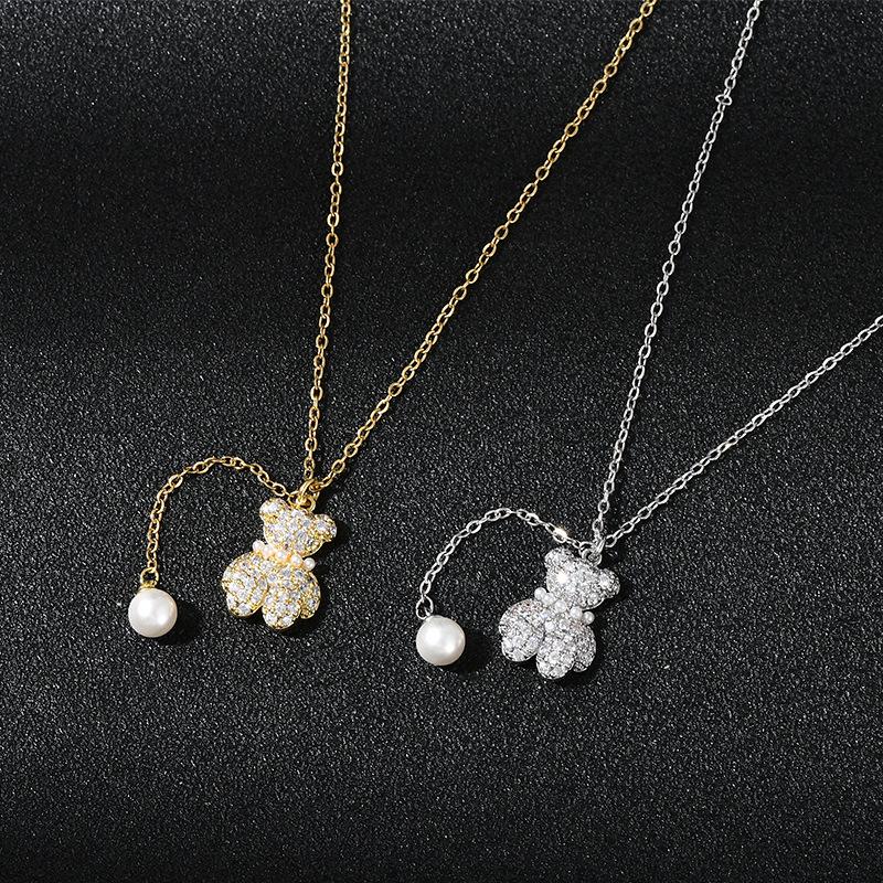 2023 Women's Niche Zircon Bear Necklace: Tassel Pearl Clavicle Choker