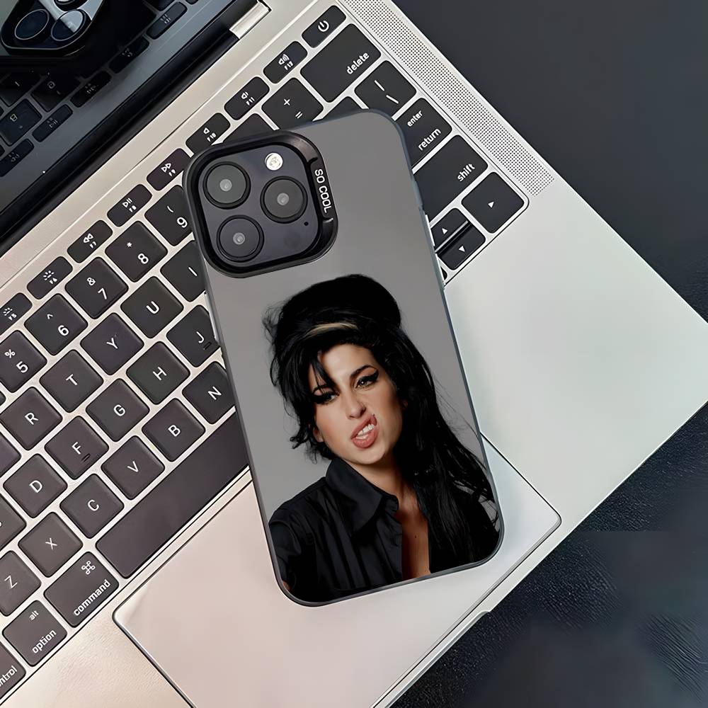 A-Amy Winehouse Singe Für iPhone 17,16,15,14,13,12,11,Pro,MAX,Plus Schwarz Stoßfest Süßigkeit Matt Hülle