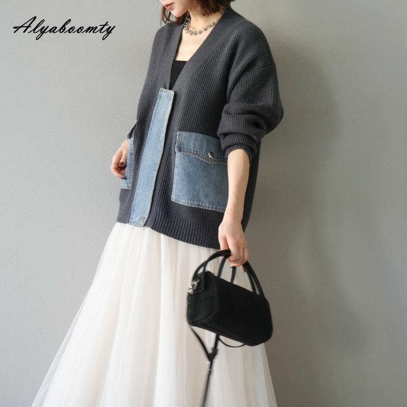 Korean Fashion Autumn Winter Women Patchwork Knitting Coat V Neck Denim Knitted Jacket Stylish Casual Loose Contrast Color Outerwear