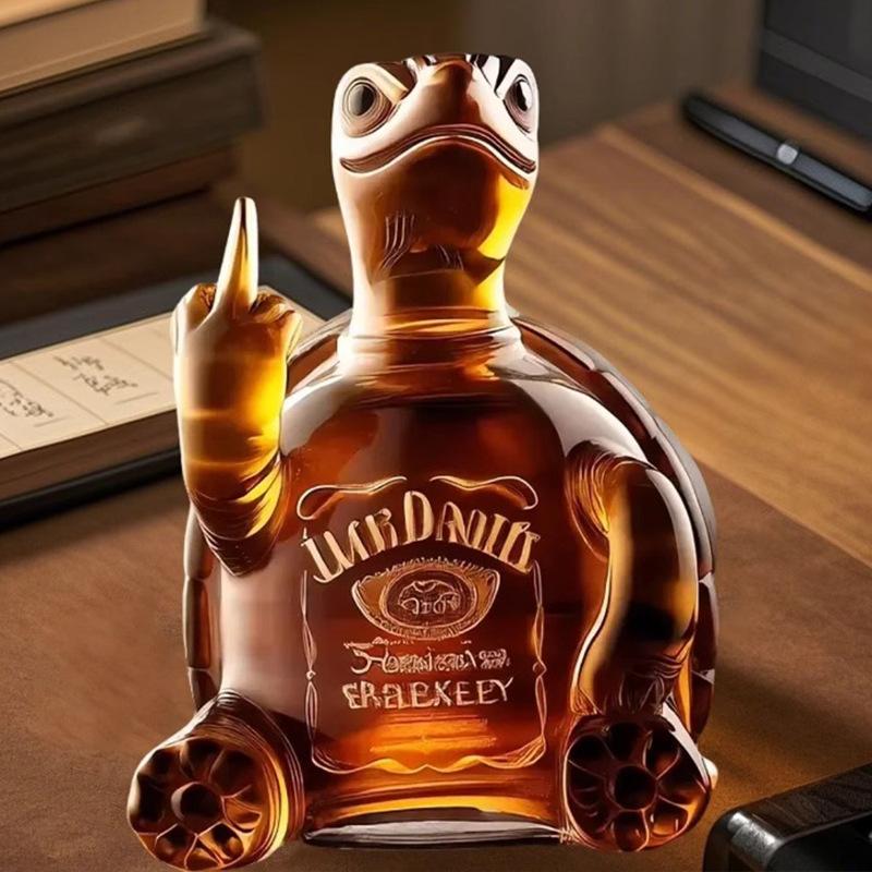 Kreative niedliche Tier Whiskeyflasche Schildkröte vertikale Mittelfinger-Geste Hochborosilikatglasflasche glatte Oberfläche Ornament