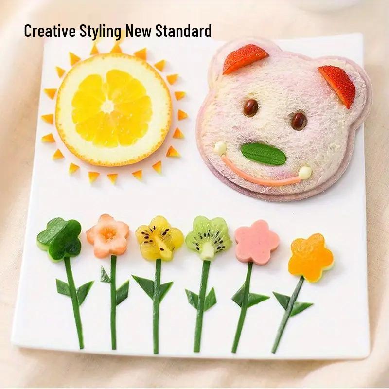 Creative Bear Sandwich Cutter: DIY Children's Cartoon Toast Mold