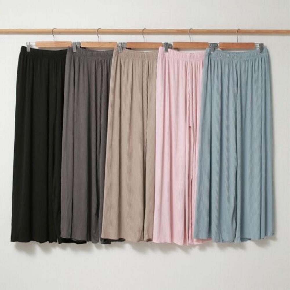 From Heart Plain Pleated 9 Parts Pants