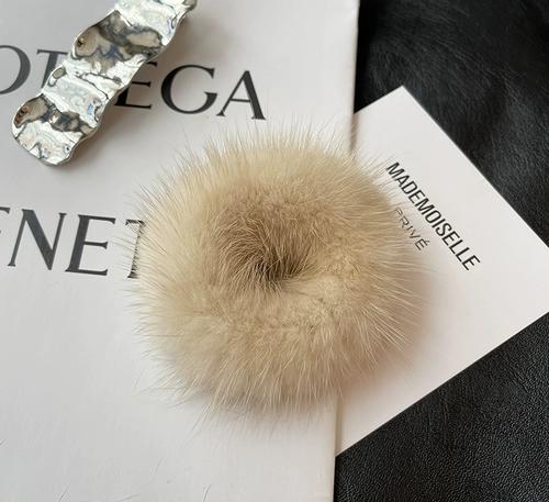 

Корейский минималистский мех норки, милый интернет-знаменитый плюшевый шарик, высококачественная веревка для волос, повязка на голову, кожаная лента, аксессуары для волос для женщин абрикосовый