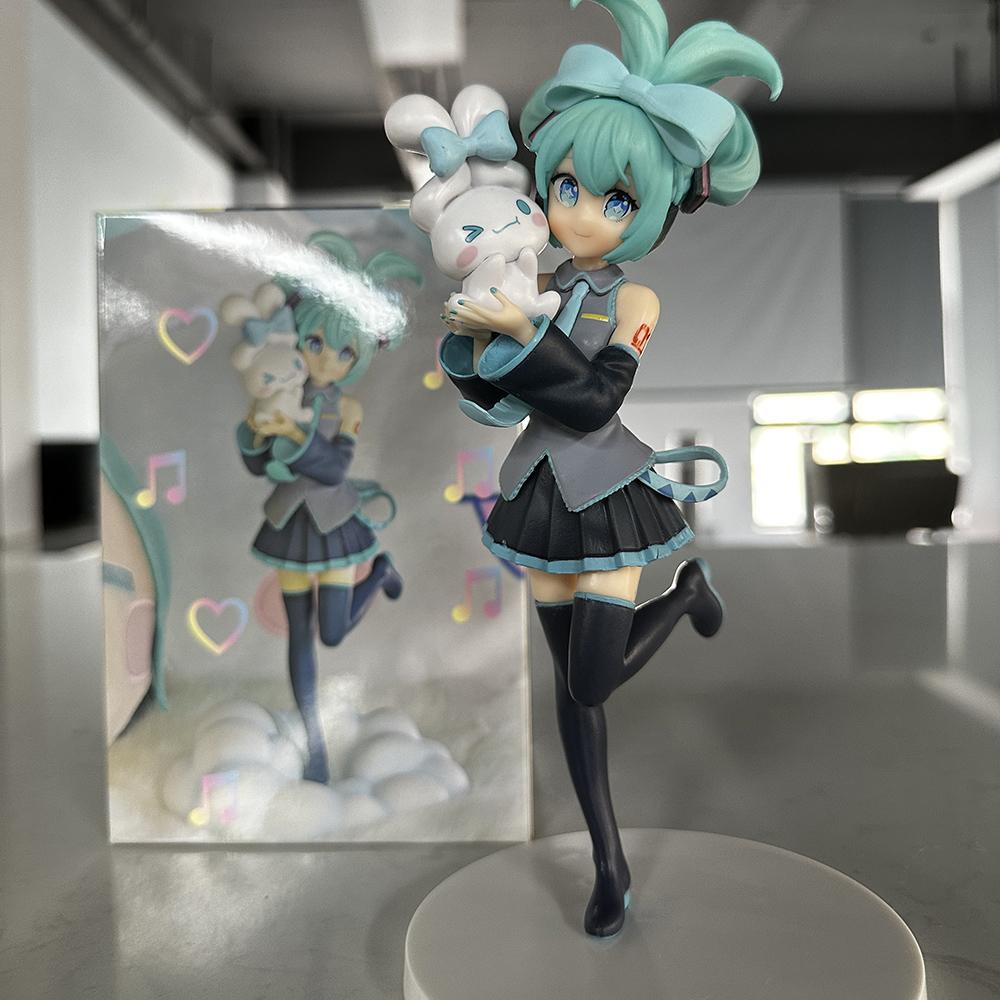 17CM Anime Hatsune Miku X Cinnamoroll Figure Anime Peripheral Collectible Models Decorative Decorations Children Kawaii Gift