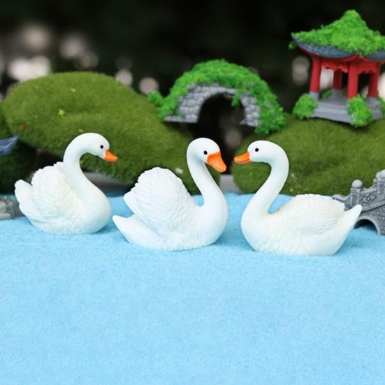 Miniature Swan Figurine Mini White Swan Resin Statue Realistic Animal Ornament Dollhouse Fairy Garden Micro Landscape Decoration