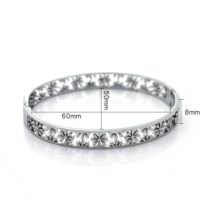 Edelstahl Schneeflocken Armreif: Weihnachten und Neujahr Offener Armreif aus Silber oder vergoldetem Titanstahl.