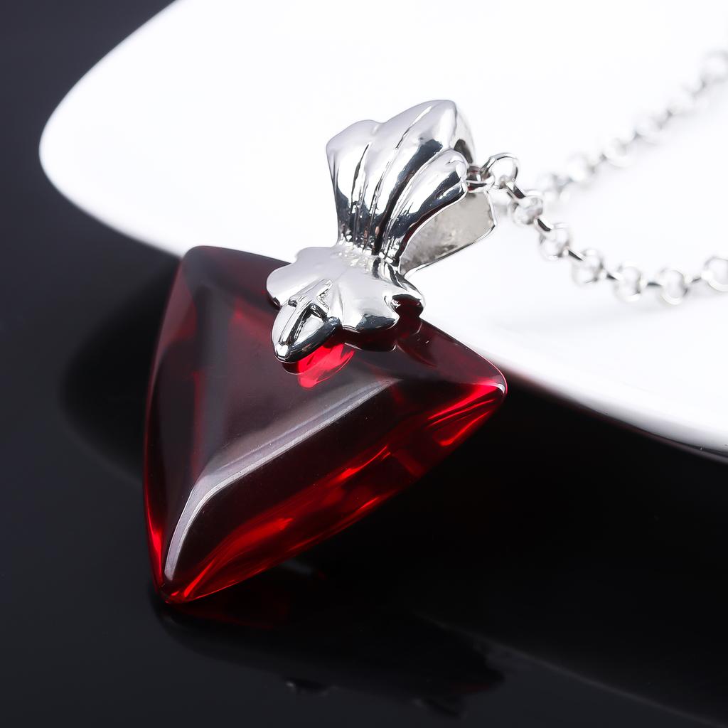 Anime Fate/stay night Collana Pendente Cuore di Rubino di Tohsaka Rin con Catena Accessori Cosplay per Donne Gioielli per Zaino Regalo