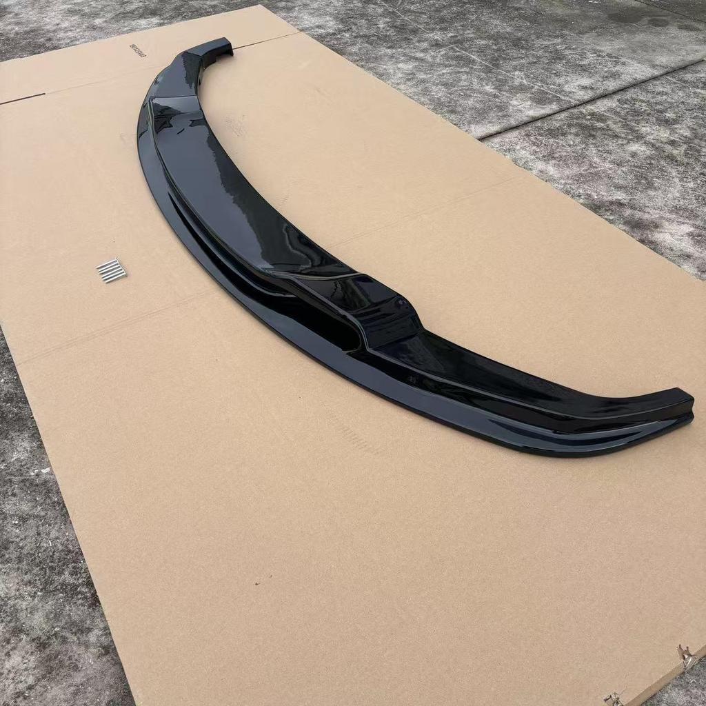 ABS Gloss Black V Style Front Lip Splitter for BMW F30/F35 Cars