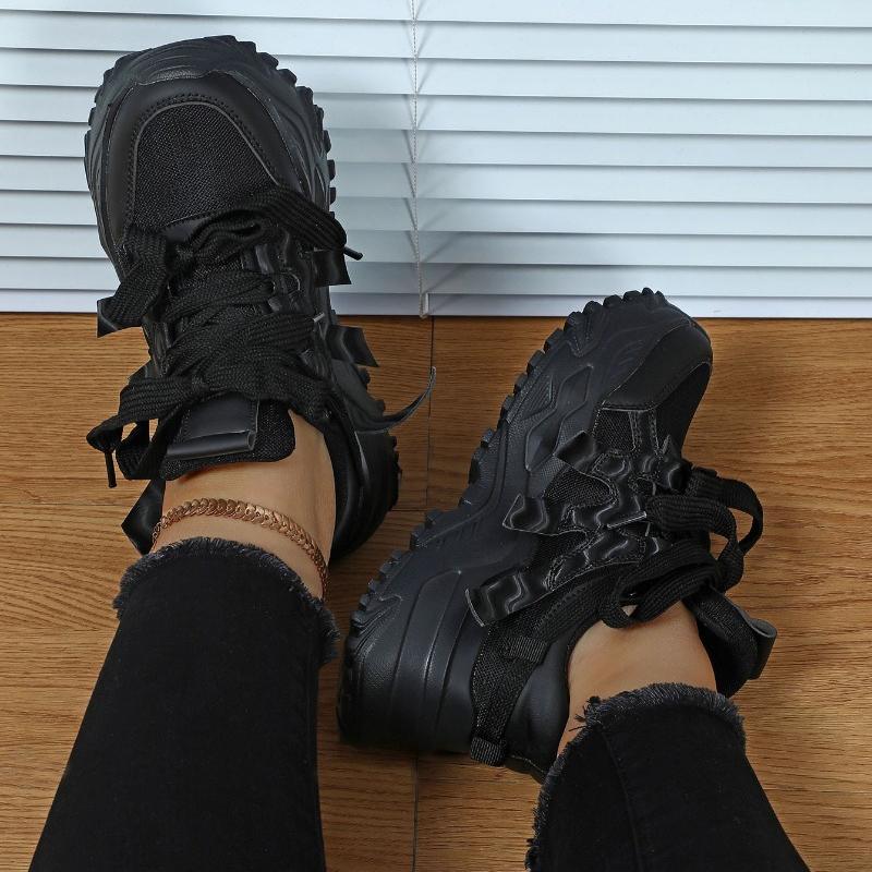 Ladies' Fashionable Yellow Height Increasing Thick Soled Sports Shoes Outdoor Lace Up Casual Plus Size Trendy Women's Shoes