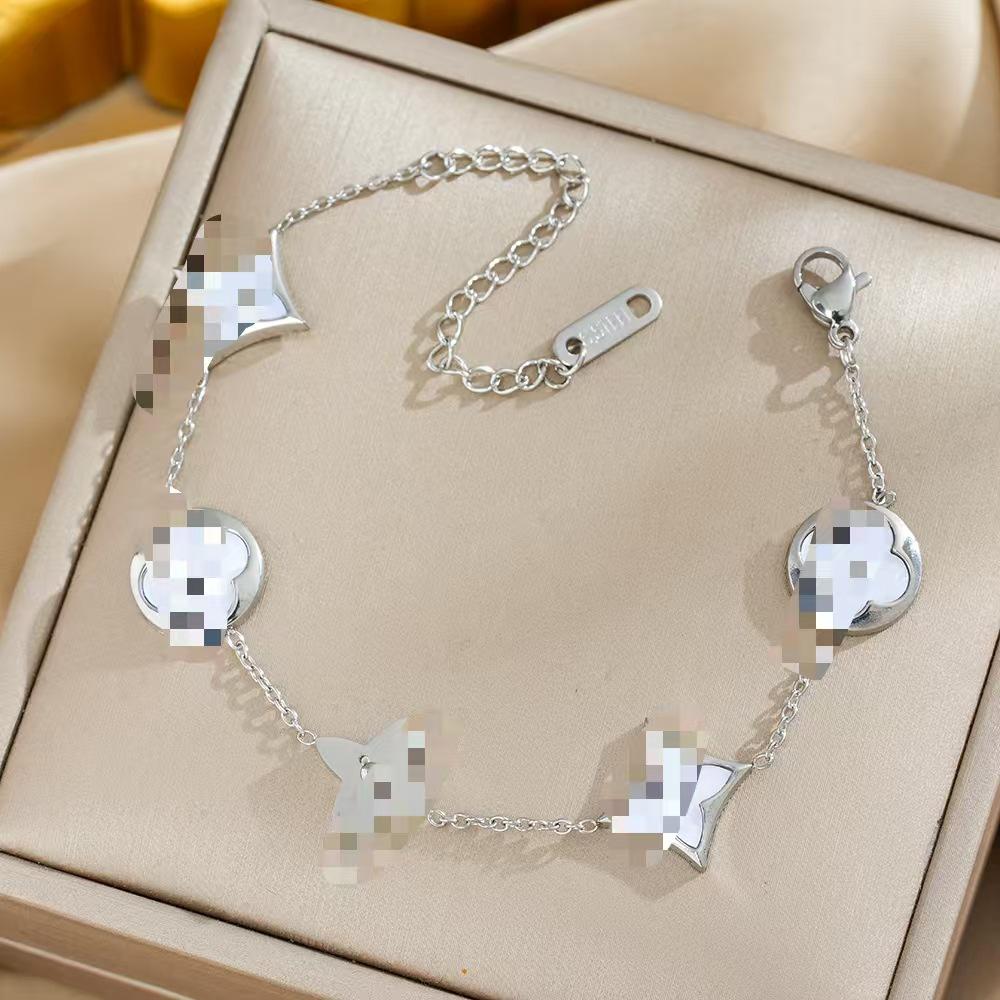 Luxe Titanium Staal Vierbladig Klaver Armband in Koreaanse Stijl met Ingelegde Diamanten voor Vrouwen - Kleurvast