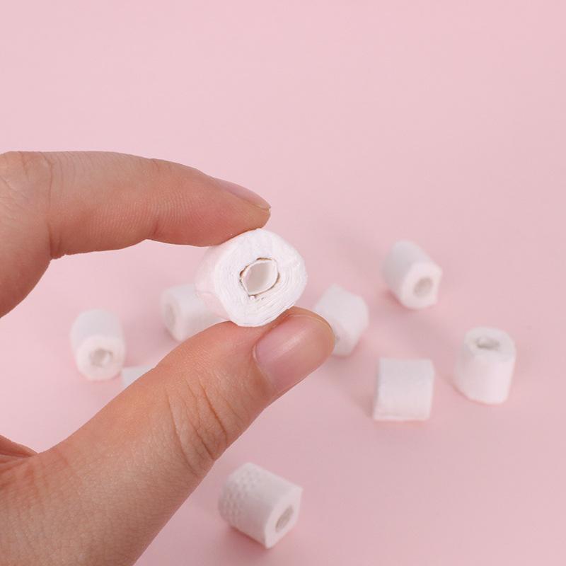 [J] 1/12 Dollhouse Simulation Mini Toilet Paper Kit Model Dollhouse Bathroom Scene Decoration Dolls House Pretend Play Toys