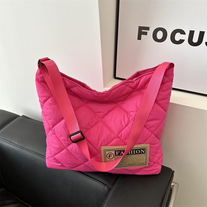

Versatile shoulder bag women s new make-up class shoulder messenger bag tote bag leisure bag