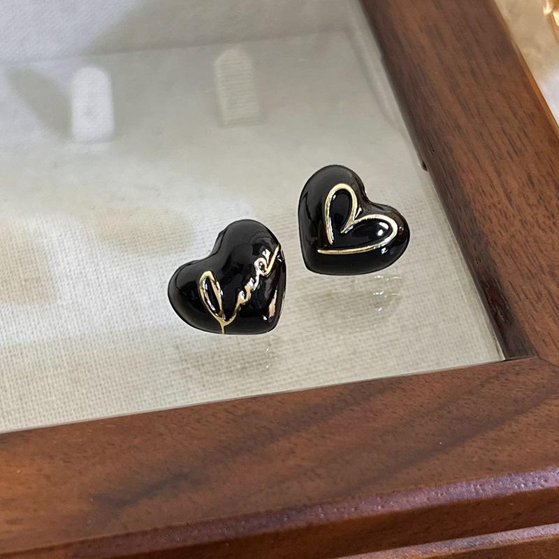 Black Enamel Heart Stud Earrings Asymmetrical LOVE Punk Fashion Baroque Heart In Heart Unusual Earrings for Women