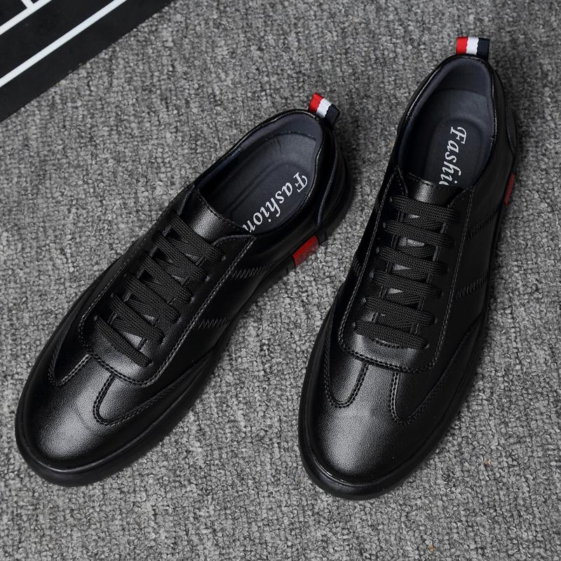 Fashion Versatile Genuine Leather Mens Sneakers Pure Colors Man Tenis Masculino Comfortable Outdoor Shoes Lace-up Casual Shoes Trainers