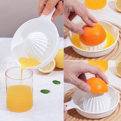 Kitchen Citrus Fruits Squeezer Orange Hand Manual Juicer Kitchen Tools Lemon Orange Juicer Food Grade Plastic Manual Juicer
