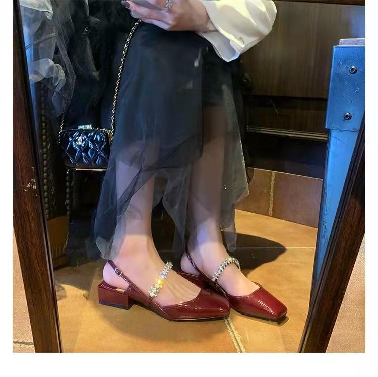 

Qiangshengda 2025 square head microfiber leather rhinestone rear empty thick heel sandals female Mary Jane comfortable 40 бордовый