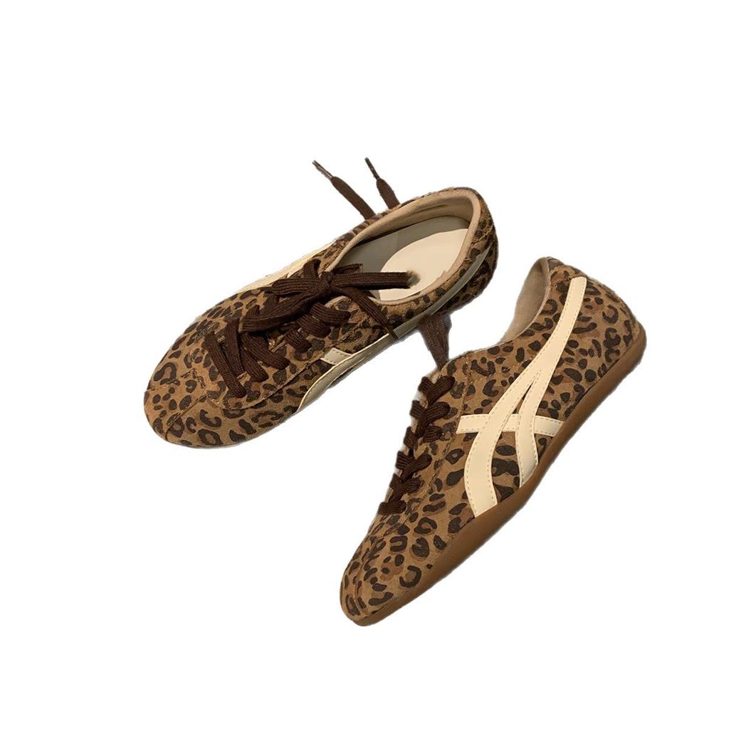 Grape Mother Same Spot Autumn and Winter Retro Leather German Training Shoes Women's Board Shoes Flat Bottom Lace-up Casual Forrest Gump Sports Shoes