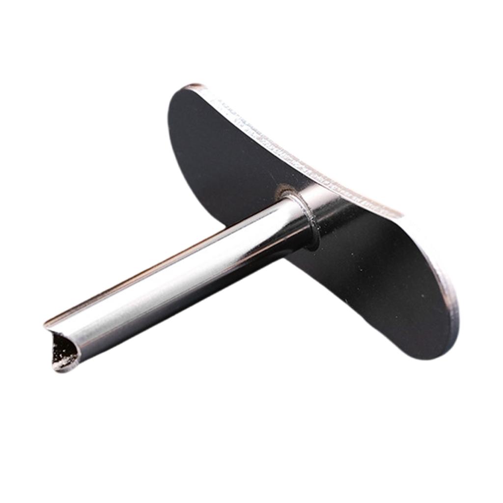 Sicheres und zuverlässiges Kokosnusswerkzeug Effizientes Kokosnussöffnungswerkzeug mit ergonomischem Griff und lebensmittelechtem Edelstahl