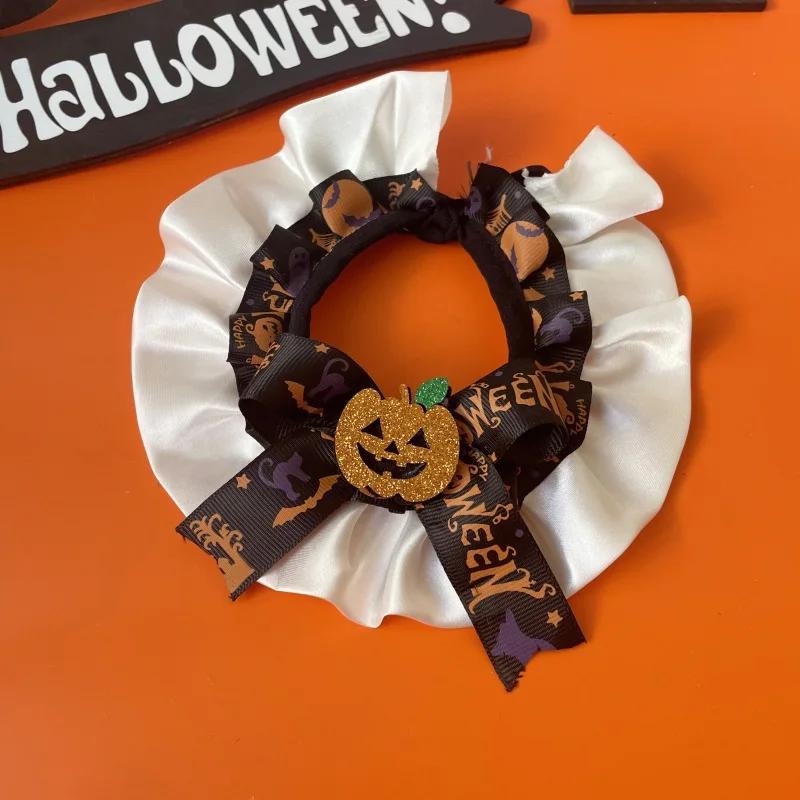 

Original New Pet Halloween Pumpkin Decoration Collar, Cat and Dog Halloween Party Scarf Accessories, Drool Towel M