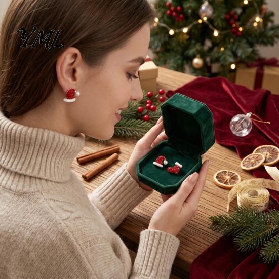 Lightweight Alloy Ear Pins 1 Pair Christmas Stud Earrings, Sparkly Red Rhinestone Stocking Comfortable Daily Wear Earrings And Santa Hat Holiday