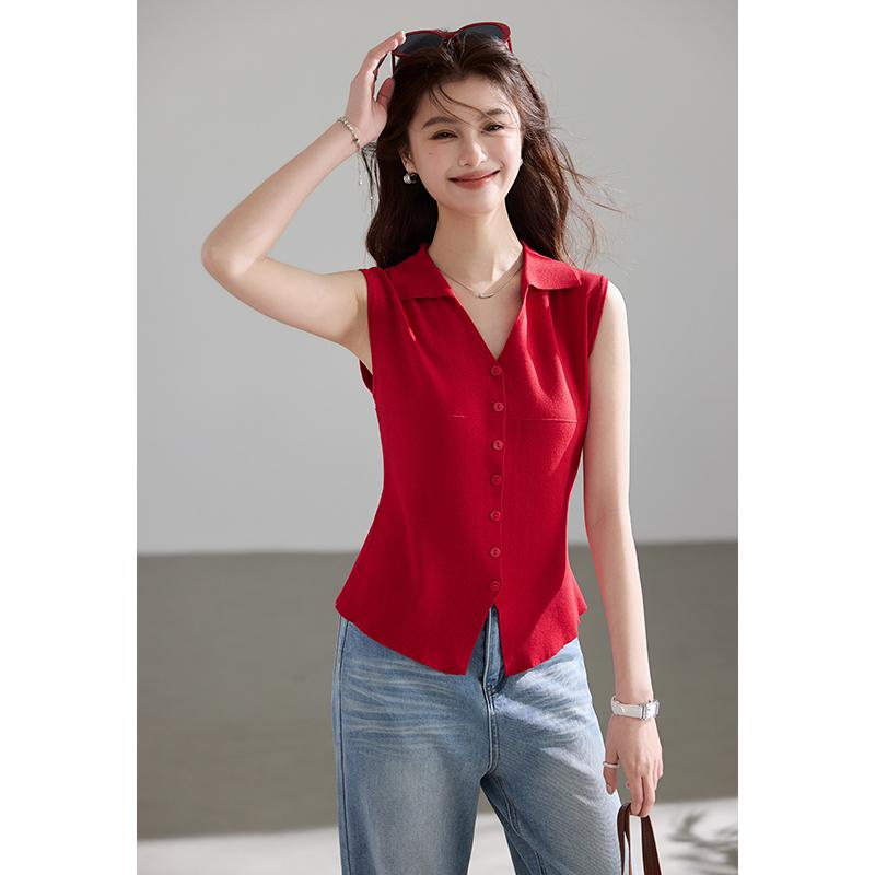 Twilight Traveler Series French Romantic Retro Sleeveless Collar Knitted Shirt Single breasted Slimming and Stylish Top