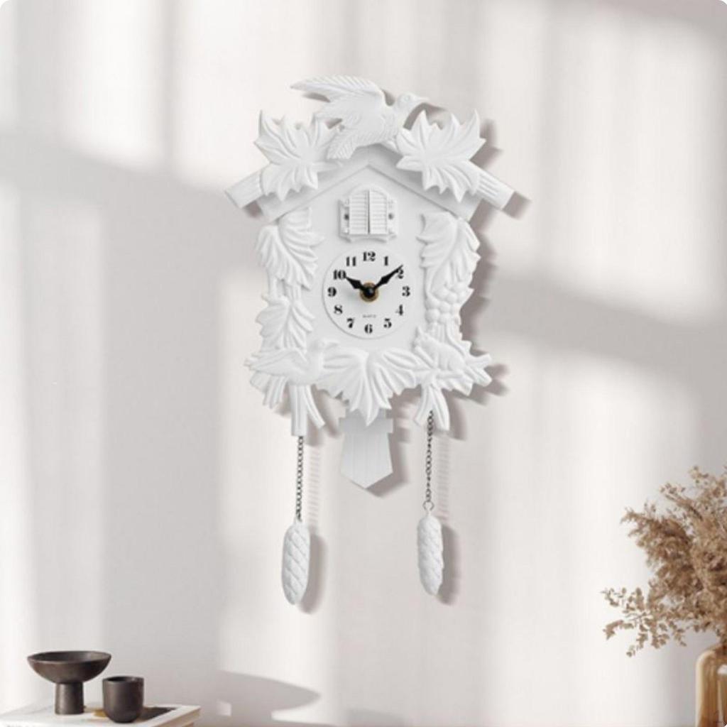 Cuckoo Clock Distressed Finish Retro Wall Pinecone Pendulum for Children, Living Room