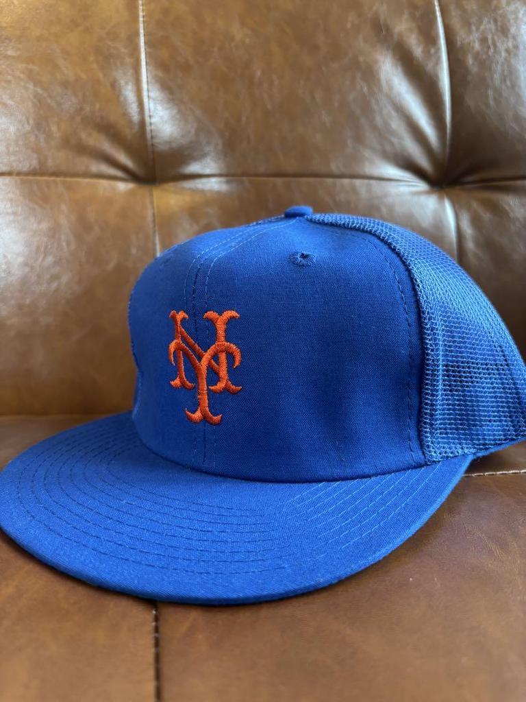 [USED] 80s/90s Deadstock New York Mets Mesh Cap with Green Brim Lining