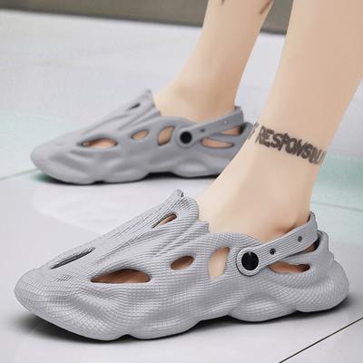 Fashion Hot Sale Garden Shoes for Women Mens Sandals EVA Lightweight Beach Clogs Summer Beach Zapatos Hombre for Men and Women