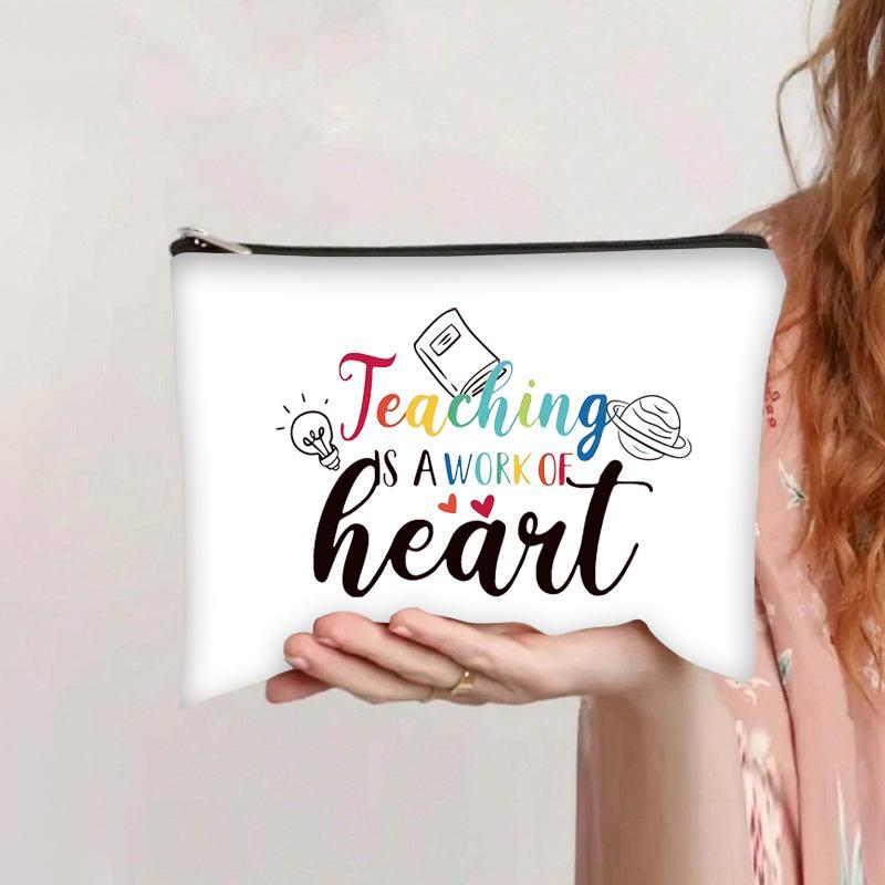 Printed zipper cosmetic bag women's hand-held toiletry bag simple and fashionable canvas pencil case storage bag