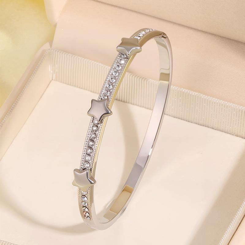 Women's High-end Couple's Bracelet Five-pointed Star Titanium Steel Bracelet