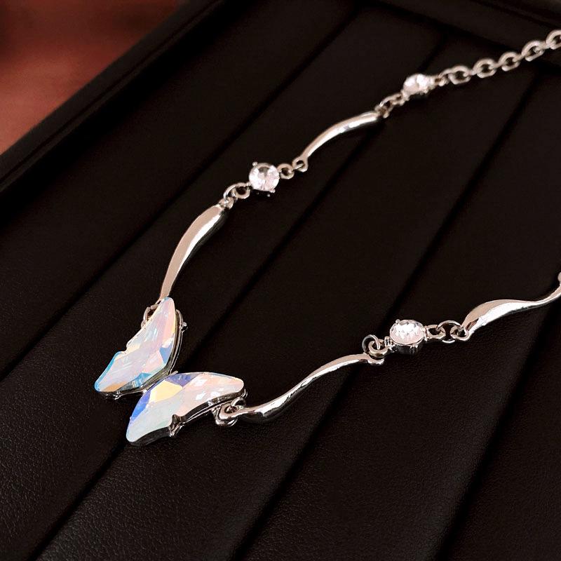 

Ожерелье-чокер из титановой нержавеющей стали с бабочкой и стразами