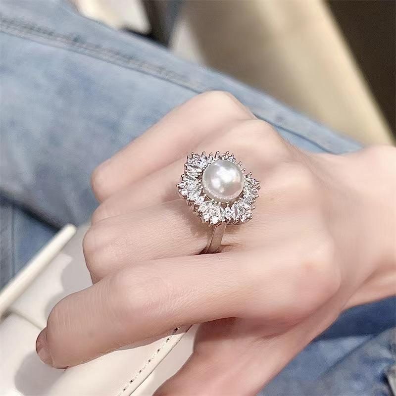 Einfache Und Exquisite Promi Perle Blume Ring Weibliche Öffnung Rosa Zirkon Elegante Temperament Süße Geschenk