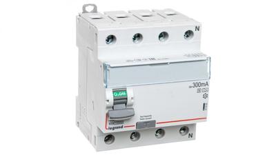 4P 40A 0,3A Fehlerstromschutzschalter Typ AS P304 DX3 411800