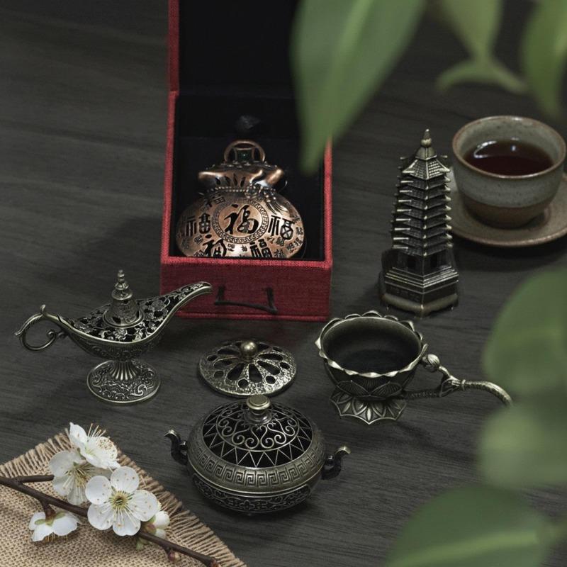 Mini Metal Incense Burner Set Retro Ornate Pagoda Fu Pouch Lotus Styles Traditional Carved Desktop Decor for Home with Gift Box 7