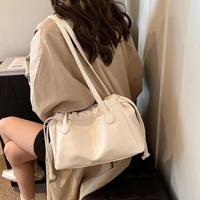 Stylish Inner Compartment Sweet Shoulder Bag High Quality Soft Strap Decorative Bag Women's Zipper Bag for Women