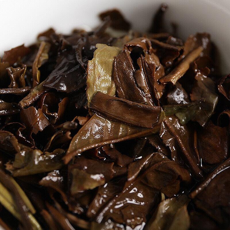Tè Yunnan Pu'er Fuding Processo del tè bianco Peonia bianca Vecchio tè bianco Perla del drago