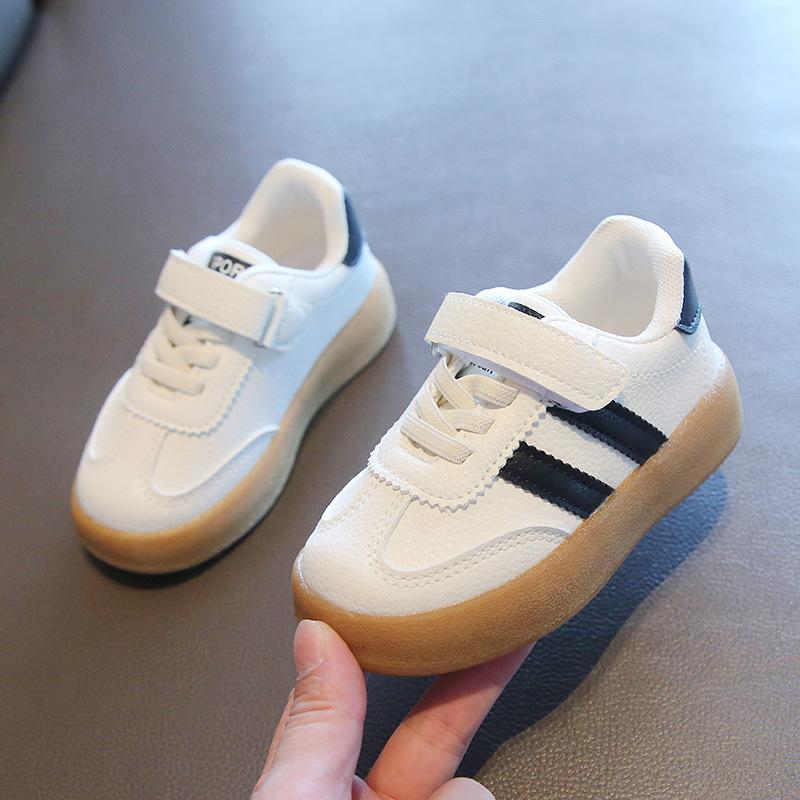 Spring and autumn children s white shoes, lightweight casual shoes, children s sports shoes, running shoes, soft-soled sneakers, versatile 22Code/Inner Length14cm