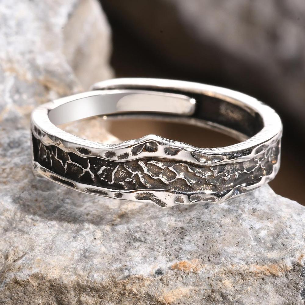 

Vnox Retro Wedding Rings for Men,Vintage Silver Color Metal Finger Bands Resizable,Valentine s Father s Day Birthday Party Gift resizable