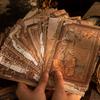 Mò Mò Bái Kraft Paper - Retro Wood Scent, Dark Wood Tone Decorative Journal Paper, 30 Sheets.