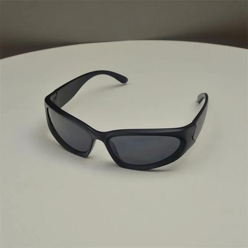 Trendy Men and Spicy Girls High-end Silver Sunglasses Y2K Square Glasses Sunglasses Fashionable Sunglasse Lentes Mujer